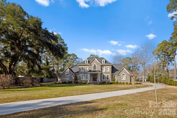 $800,000 | 419 Greene Street, Cheraw, SC 29520