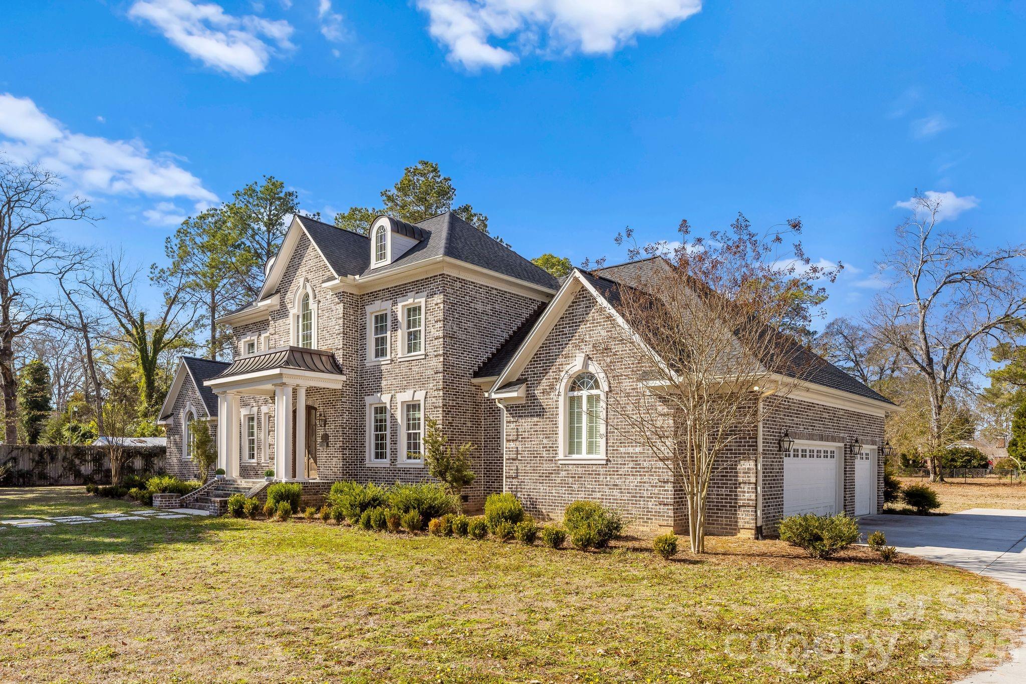 419 Greene Street Cheraw, SC 29520 - Photo 4 of 43