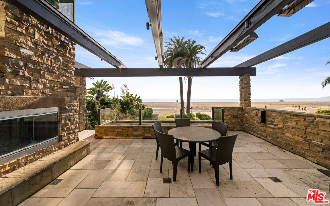 964 Palisades Beach Road Santa Monica, CA 90403 - Photo 33 of 58