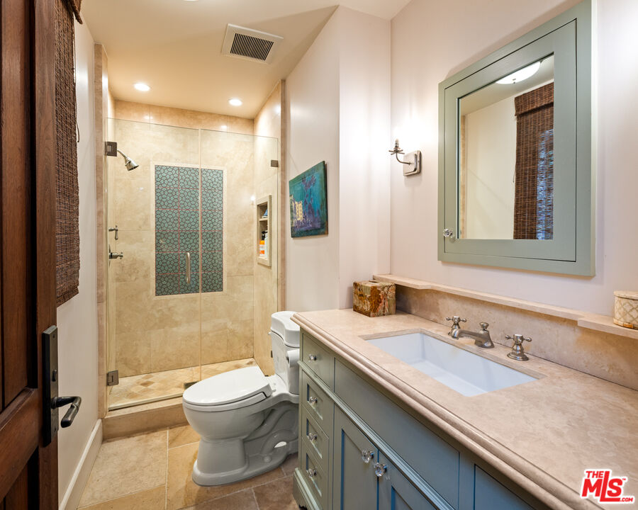 964 Palisades Beach Road Santa Monica, CA 90403 - Photo 41 of 58