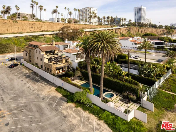$130,000 | 964 Palisades Beach Road, Santa Monica, CA 90403