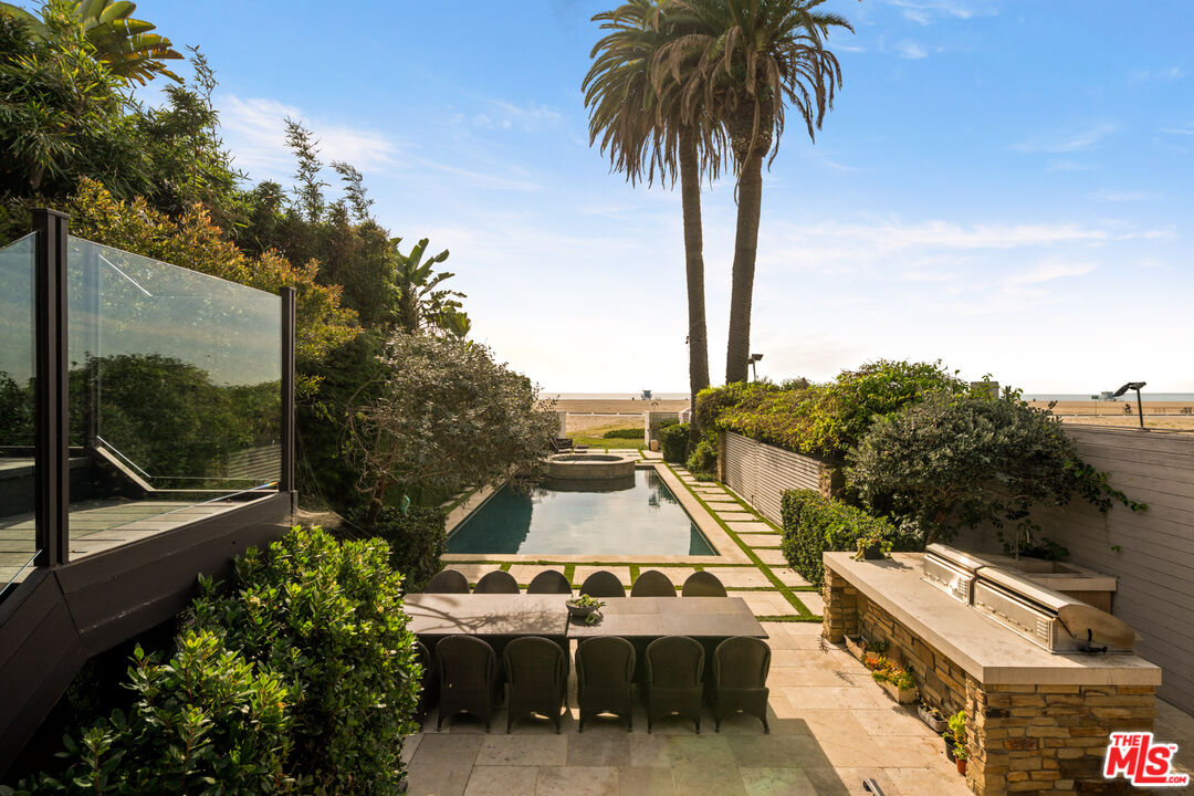 964 Palisades Beach Road Santa Monica, CA 90403 - Photo 6 of 58