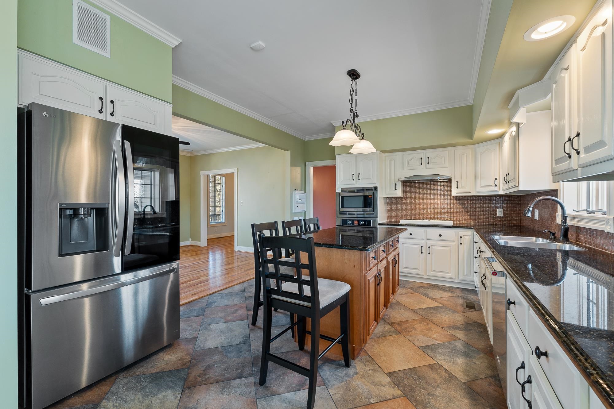 229 Erwin Road Ashland, KY 41101 - Photo 13 of 50 Gallery Image 13