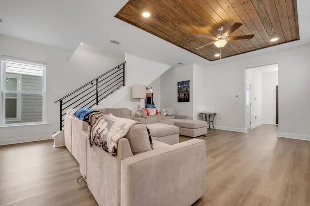 $2,900 | 458 Grand Oaks Road, Tallahassee, FL 32317