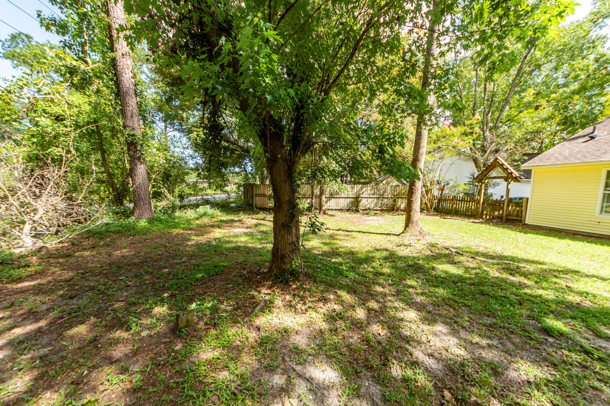 110 Ruston Place Summerville, SC 29485 - Photo 40 of 42 25