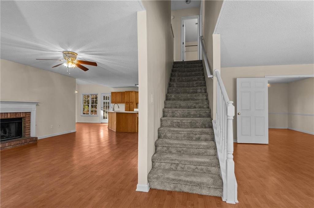 2155 Southbrook Ridge Northwest Kennesaw, GA 30152 - Photo 2 of 37