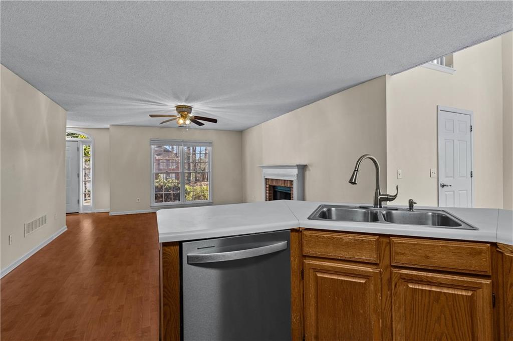 2155 Southbrook Ridge Northwest Kennesaw, GA 30152 - Photo 10 of 37