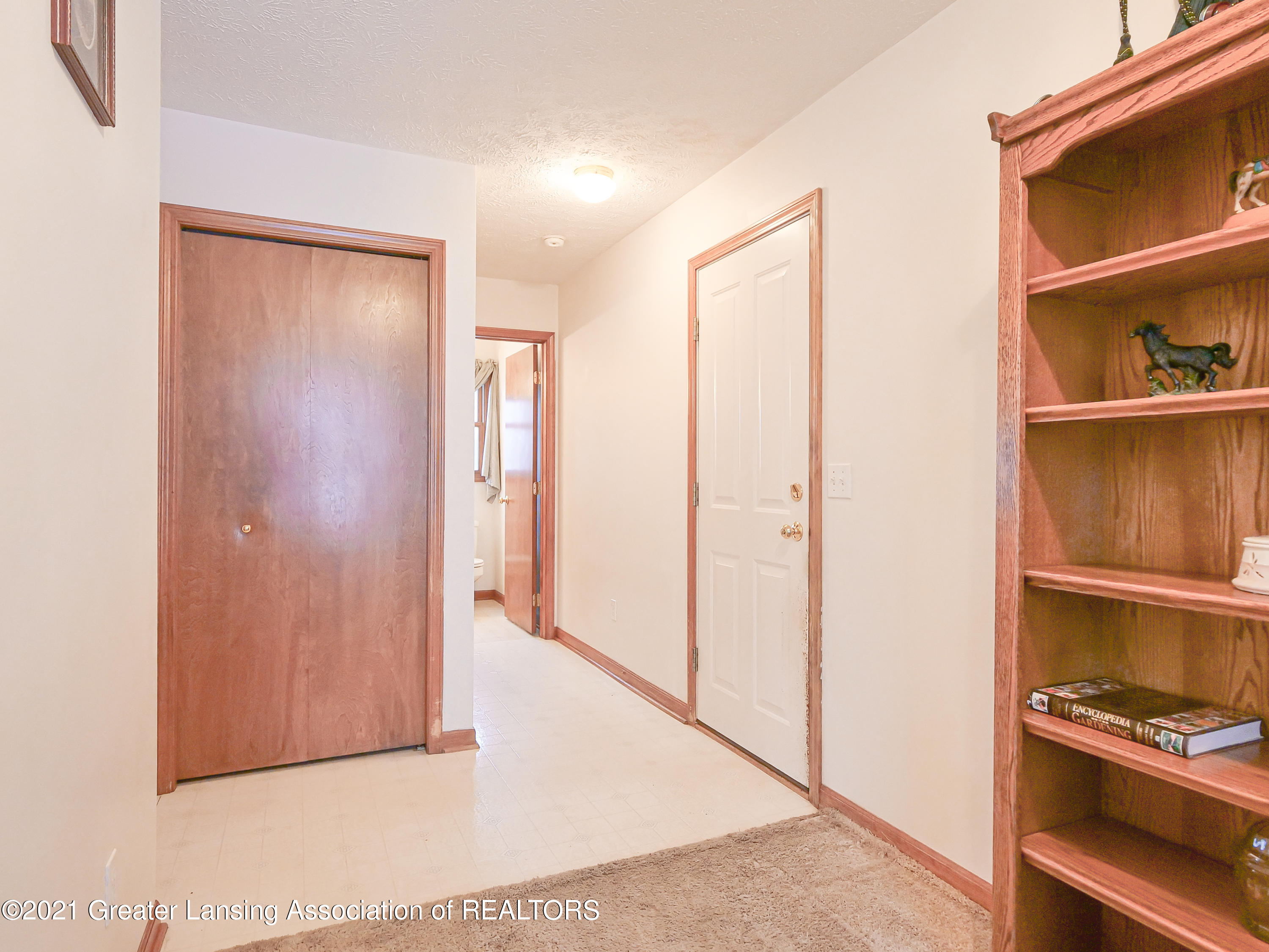 6148 Plains Road Eaton Rapids, MI 48827 - Photo 10 of 36 6148_Plains_Rd-15
