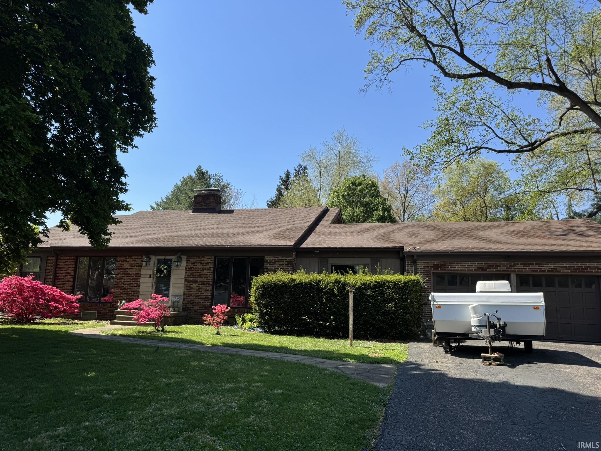 1401 Greenfield Road Evansville, IN 47715 - Photo 1 of 36