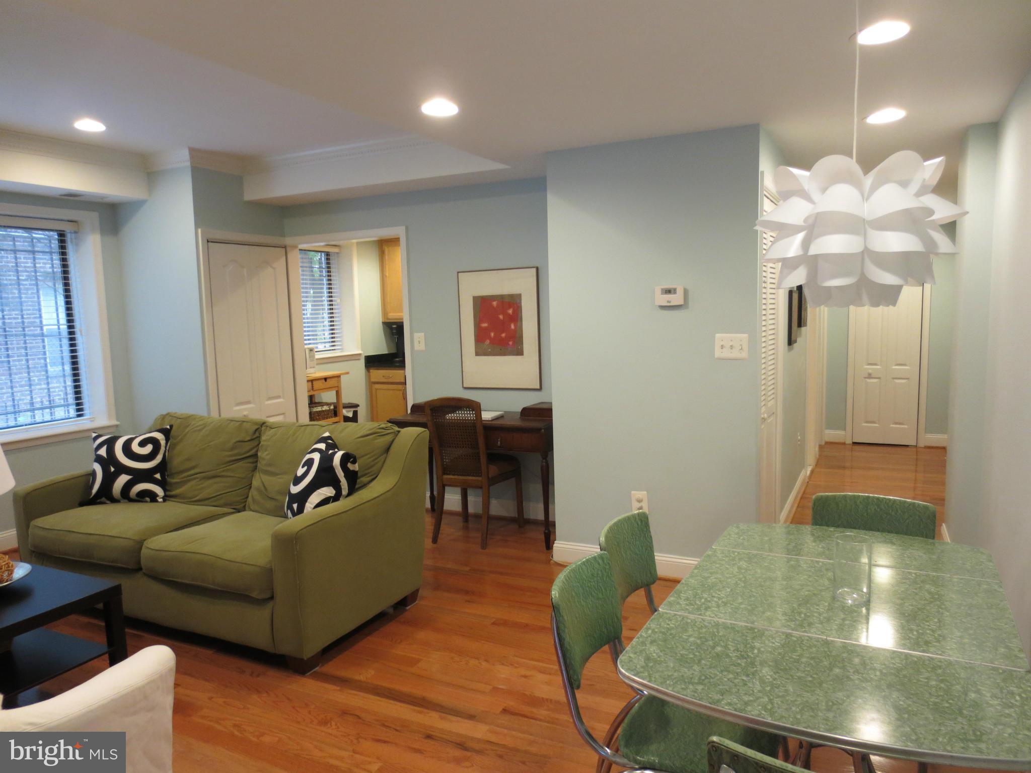 1437 Spring Road Northwest, Unit 15 Washington, DC 20010 - Photo 10 of 21 Living/dining