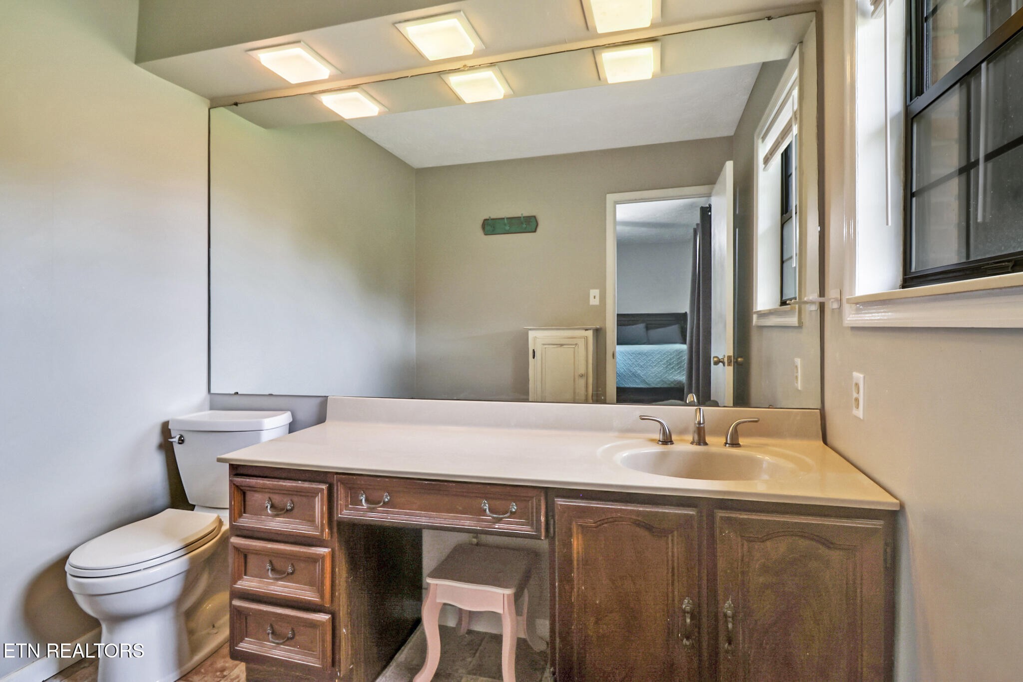 1049 Lincoln Road Jamestown, TN 38556 - Photo 26 of 32 Gallery Image 26