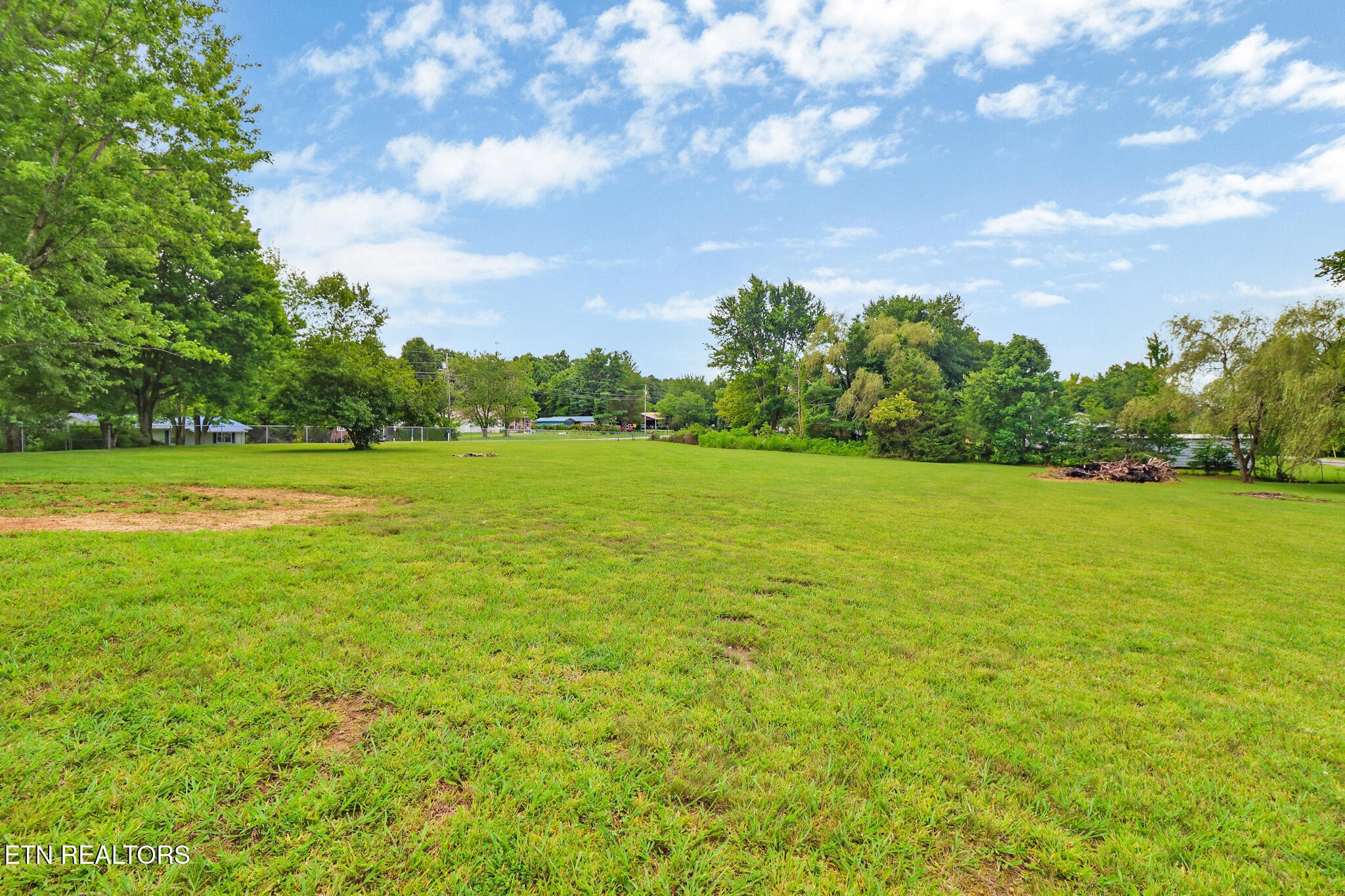 1049 Lincoln Road Jamestown, TN 38556 - Photo 8 of 32 Gallery Image 8