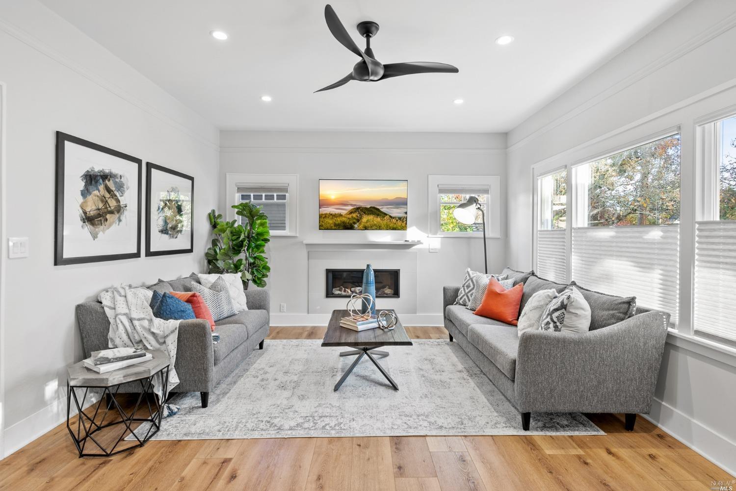 929 Howard Street Santa Rosa, CA 95404 - Photo 1 of 1 Gallery Image 1