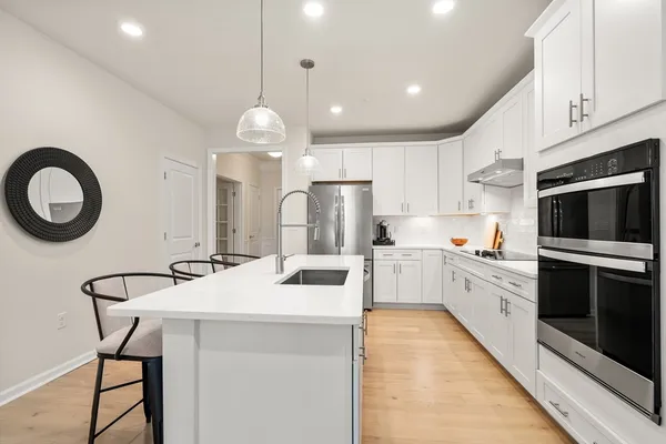 $3,000 | 280 Martins Landing, Unit 312, North Reading, MA 01864