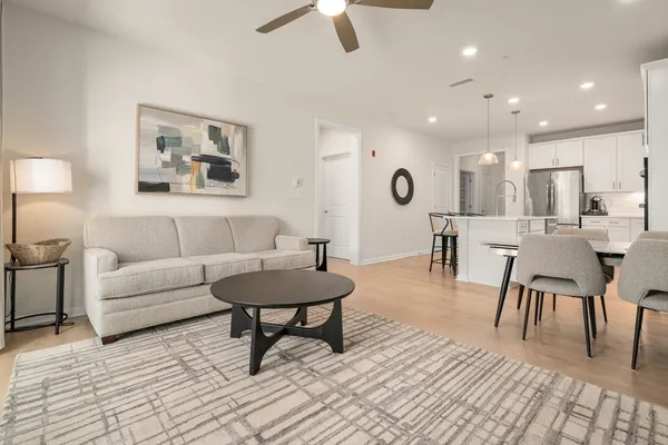 $3,000 | 280 Martins Landing, Unit 312, North Reading, MA 01864
