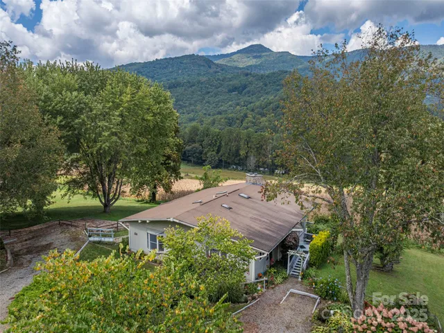 $339,000 | 234 Sams Trail, Waynesville, NC 28786