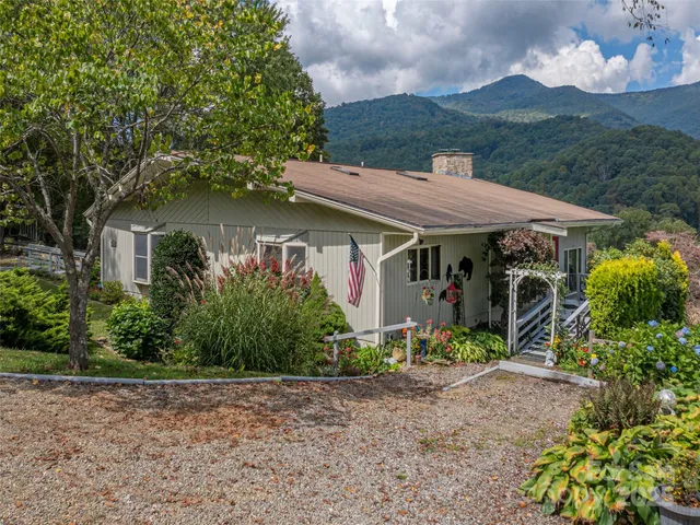 $339,000 | 234 Sams Trail, Waynesville, NC 28786