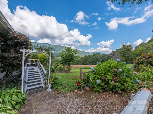 $339,000 | 234 Sams Trail, Waynesville, NC 28786