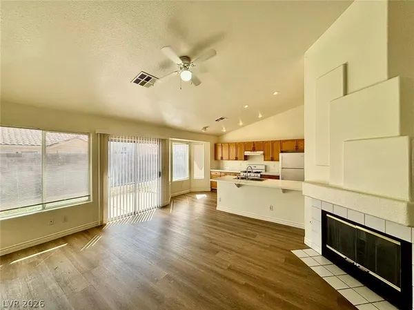$1,800 | 3015 Atwater Drive, North Las Vegas, NV 89032
