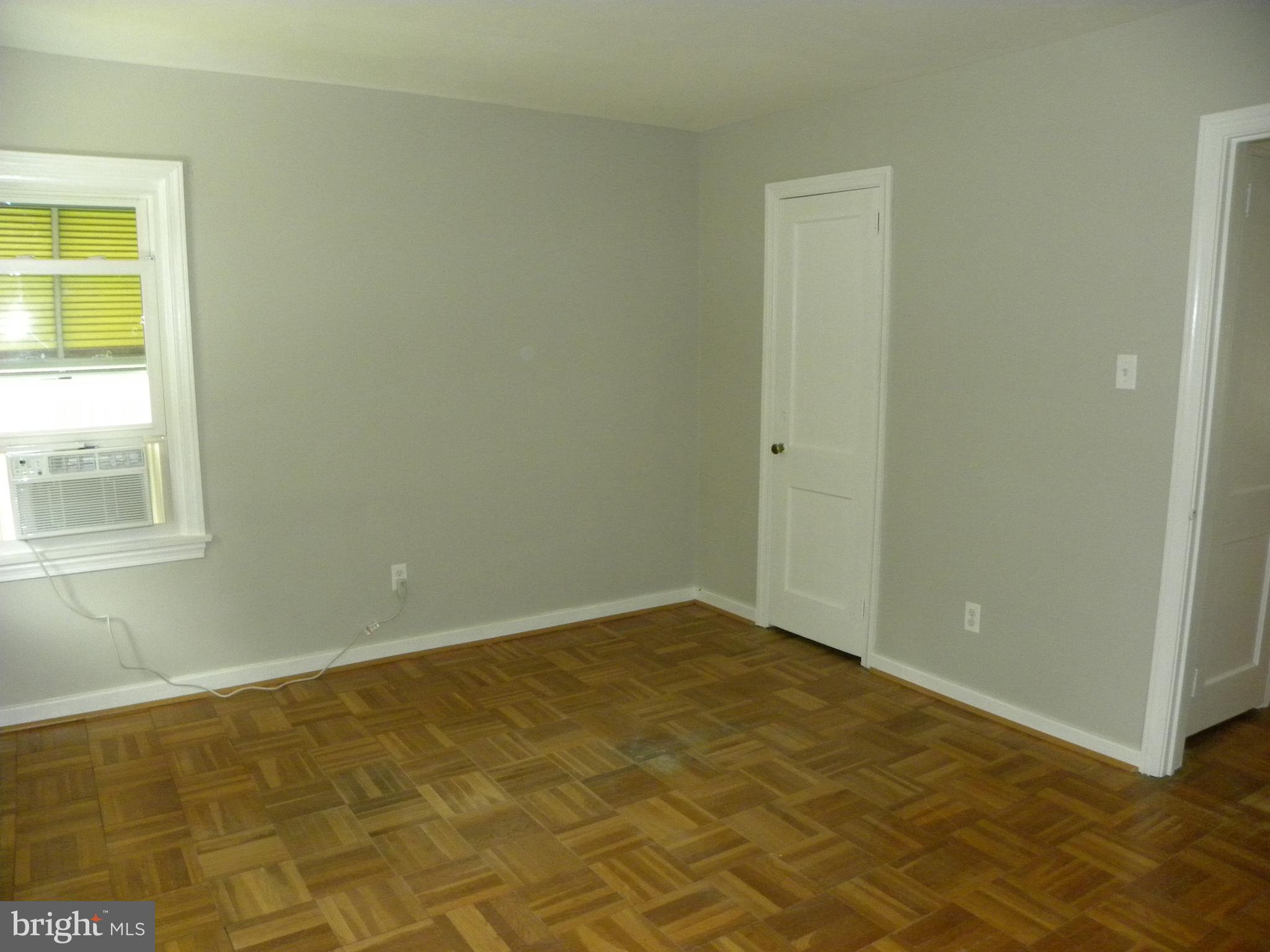 3511 Cloverfield Road Harrisburg, PA 17109 - Photo 20 of 24 Bedroom with 2 closets