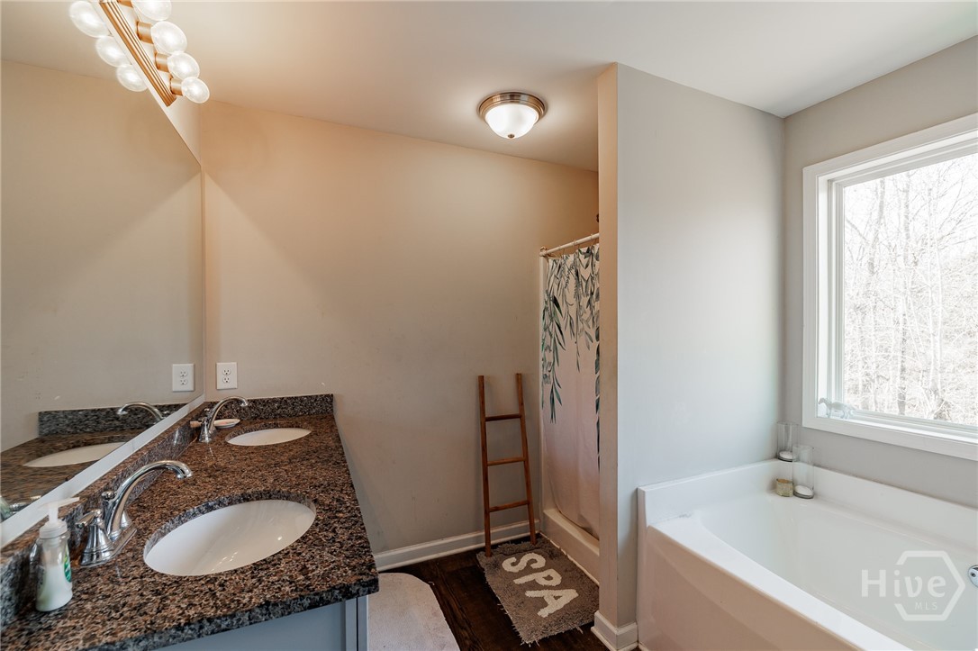 141 Misty Grove Lane Eatonton, GA 31024 - Photo 14 of 46 Primary Bathroom - View 1