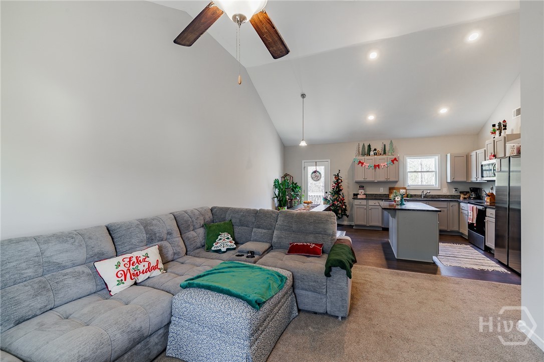 141 Misty Grove Lane Eatonton, GA 31024 - Photo 6 of 46 Living Room - View 4