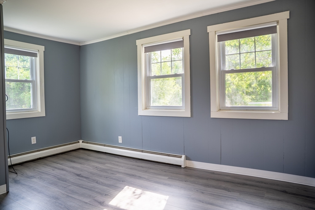 2471 Chestnut Street Dighton, MA 02764 - Photo 17 of 20