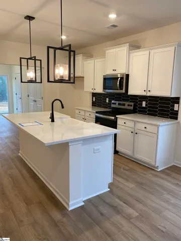 $294,900 | 5 Halsey Street, Central, SC 29630