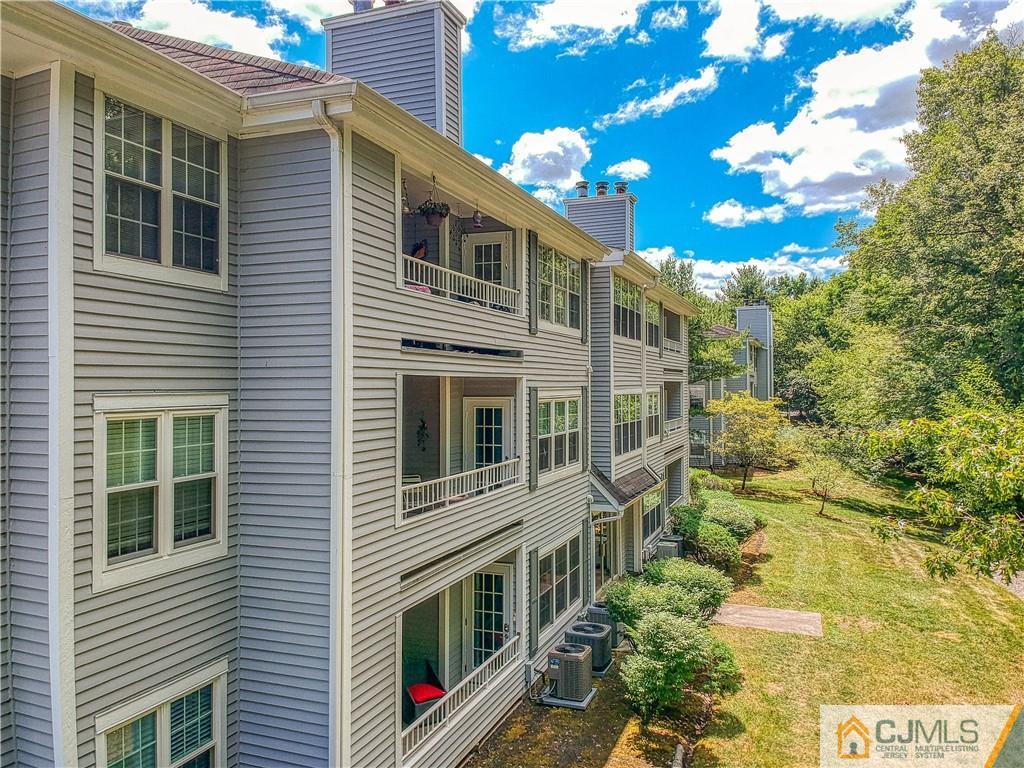 211 Raintree Court, Unit 211 Helmetta, NJ 08828 - Photo 28 of 38