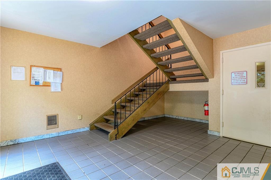 211 Raintree Court, Unit 211 Helmetta, NJ 08828 - Photo 3 of 38