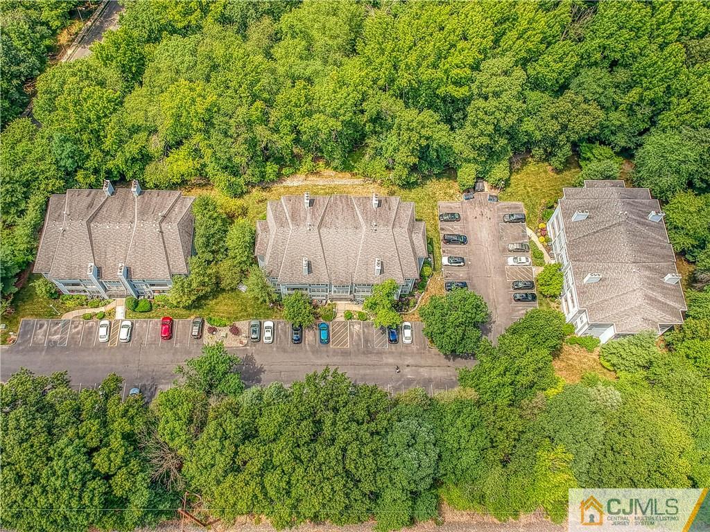 211 Raintree Court, Unit 211 Helmetta, NJ 08828 - Photo 33 of 38