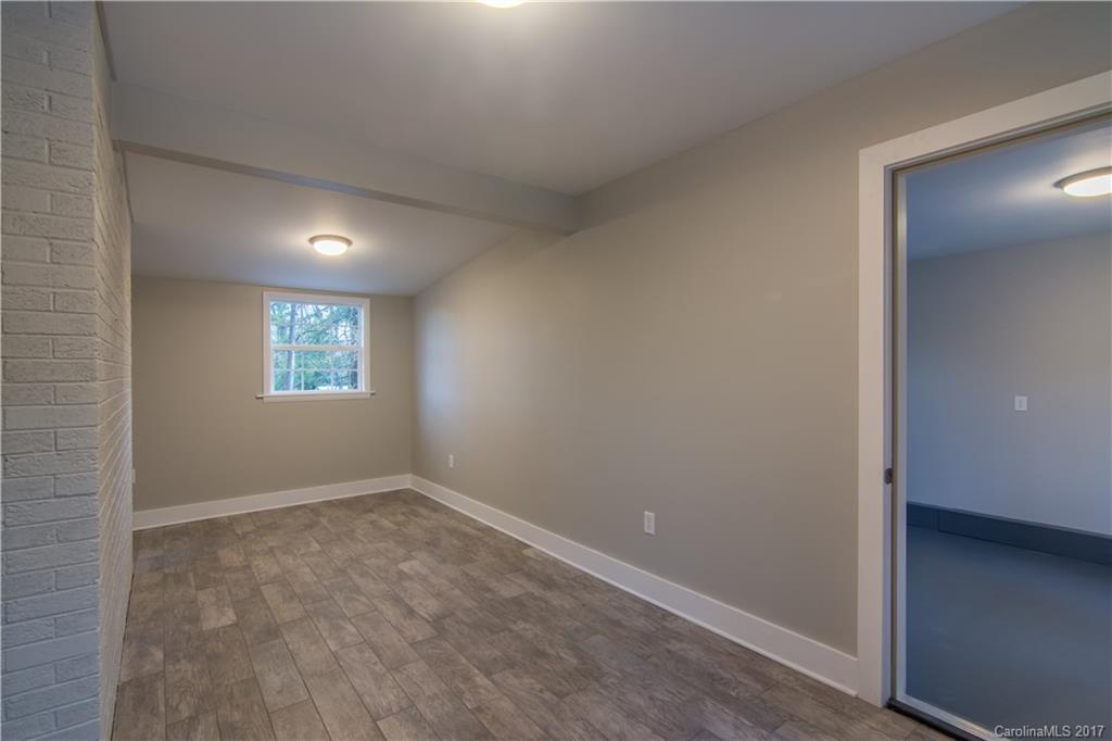 29 Emory Road Asheville, NC 28806 - Photo 12 of 18 Gallery Image 12