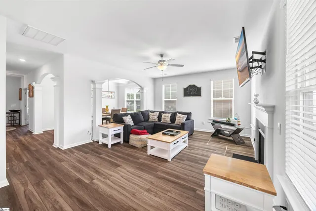 $475,000 | 322 Valley Oak Drive, Belton, SC 29627