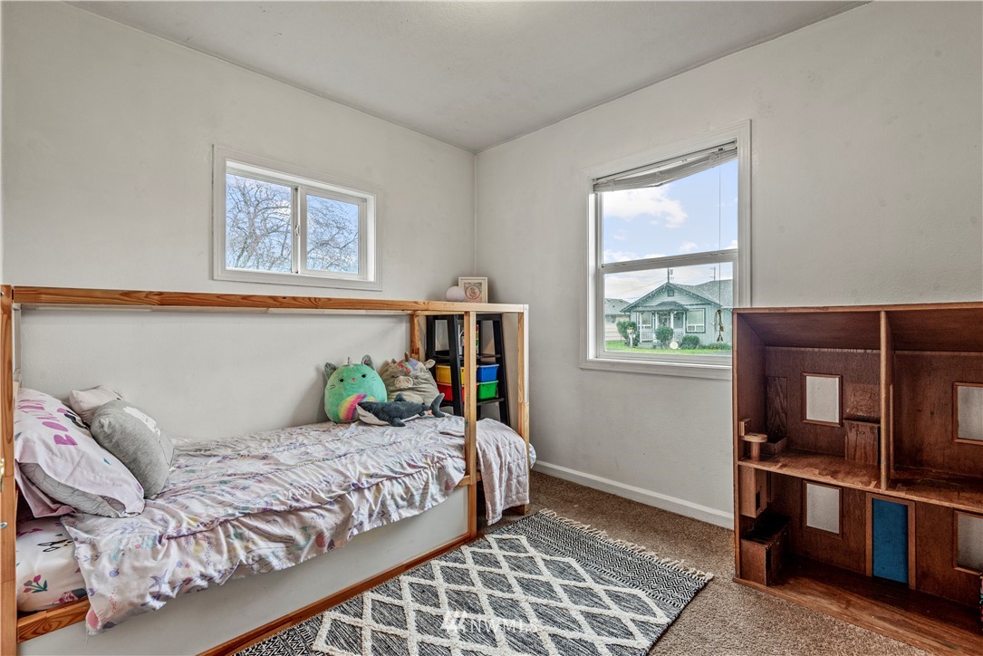 369 Beech Street Longview, WA 98632 - Photo 19 of 30 Gallery Image 19