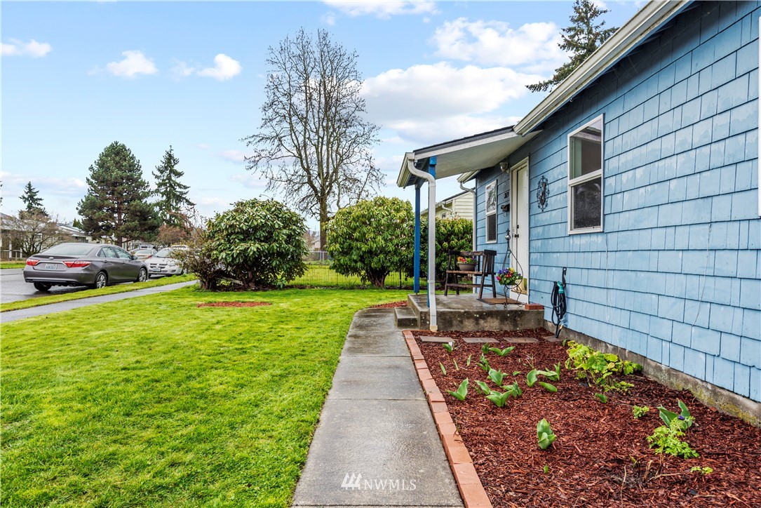 369 Beech Street Longview, WA 98632 - Photo 4 of 30 Gallery Image 4
