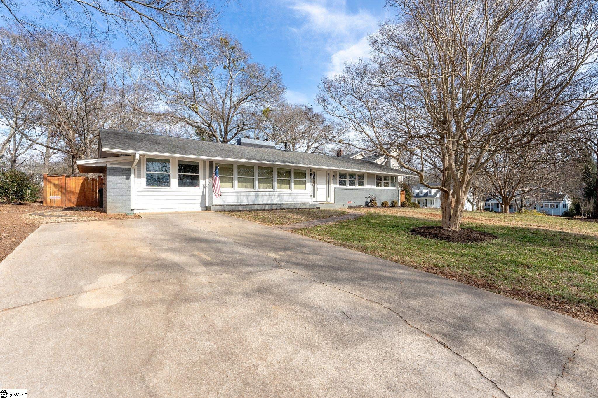 6 Grey Street Greenville, SC 29605 - Photo 3 of 41