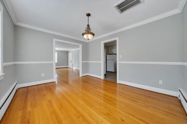 $1,760 | 1709 Sherwood Avenue Southwest, Roanoke, VA 24015