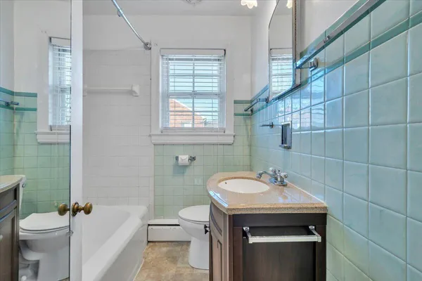 $1,760 | 1709 Sherwood Avenue Southwest, Roanoke, VA 24015