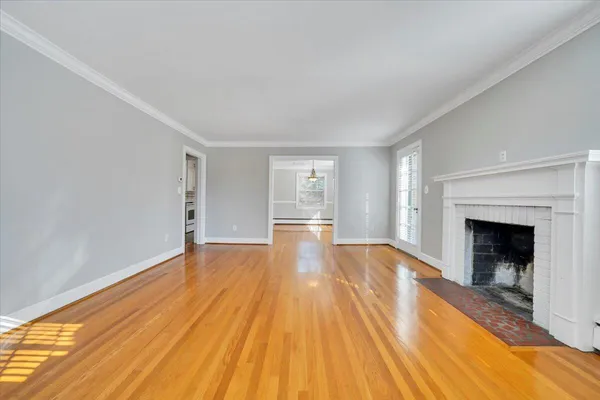 $1,760 | 1709 Sherwood Avenue Southwest, Roanoke, VA 24015