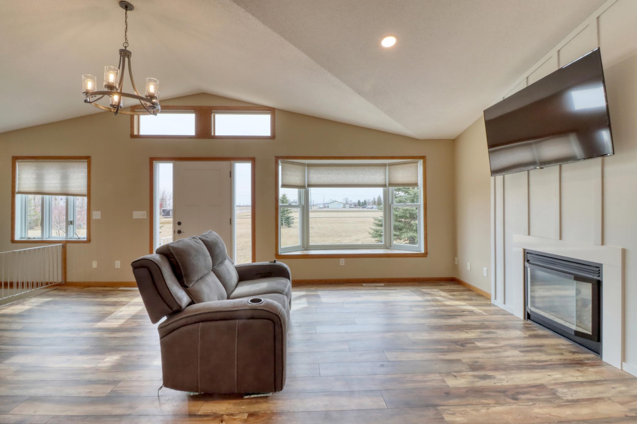 655 Christensen Court Mapleton, ND 58059 - Photo 13 of 91