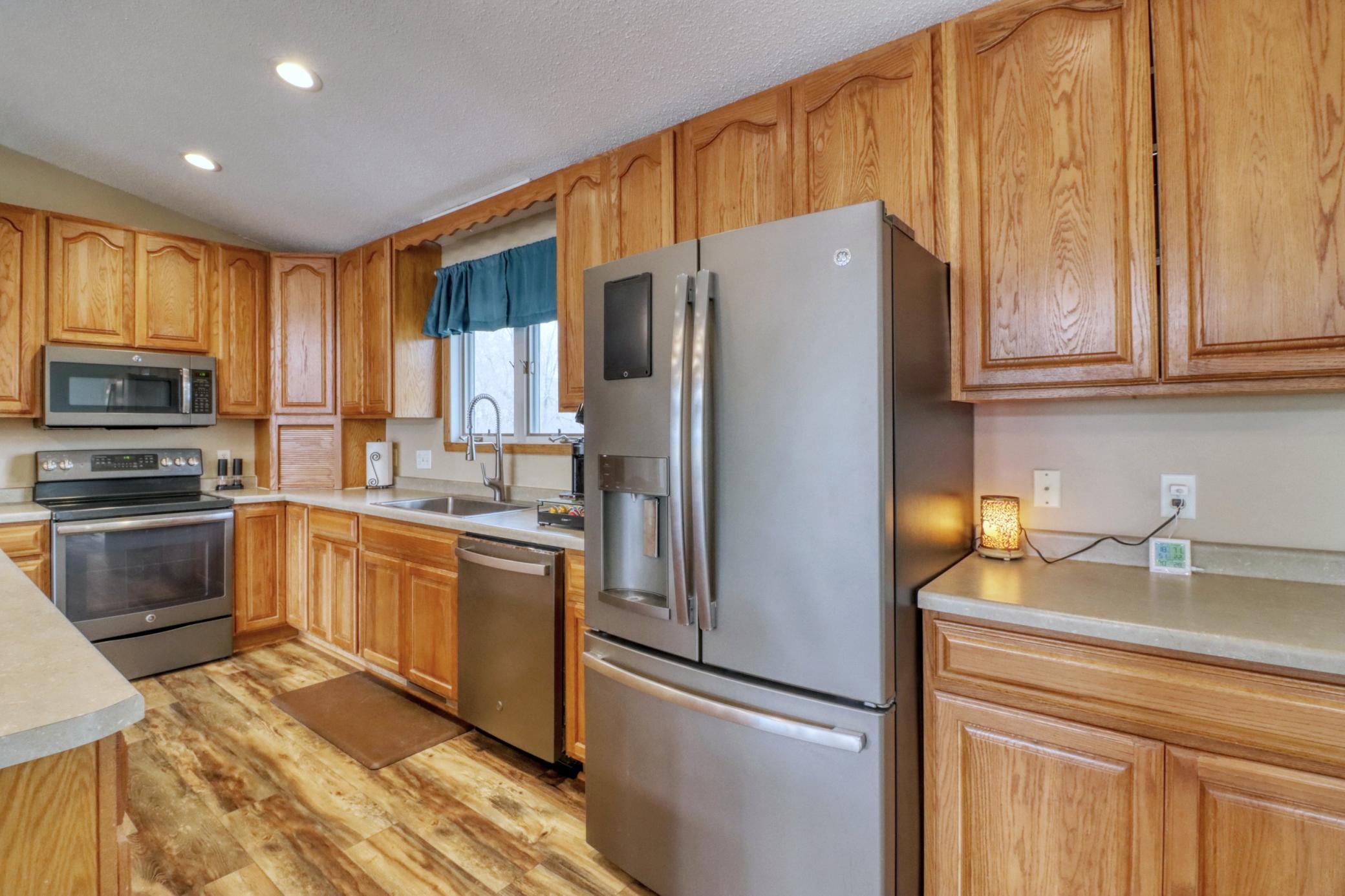 655 Christensen Court Mapleton, ND 58059 - Photo 20 of 91