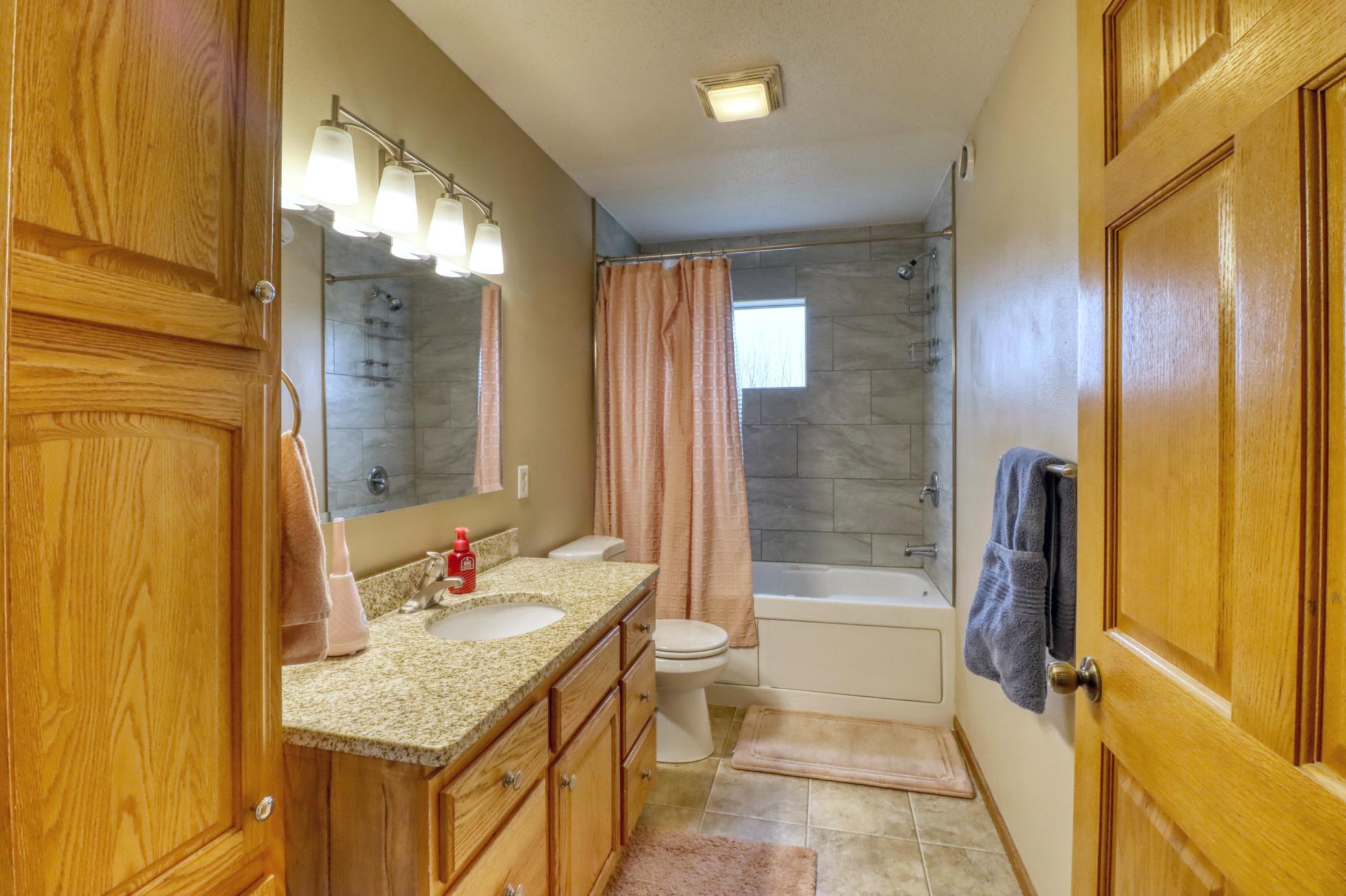 655 Christensen Court Mapleton, ND 58059 - Photo 36 of 91