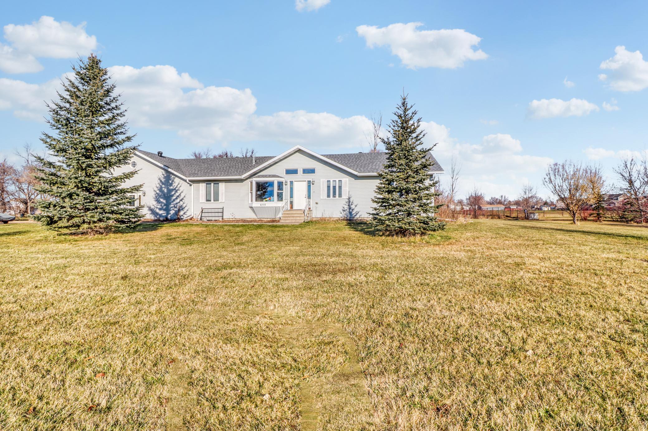 655 Christensen Court Mapleton, ND 58059 - Photo 5 of 91