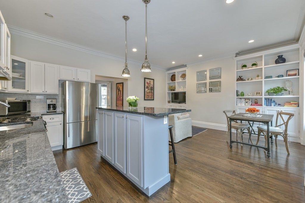 65 Rutland Street, Unit 2 Boston, MA 02118 - Photo 3 of 9