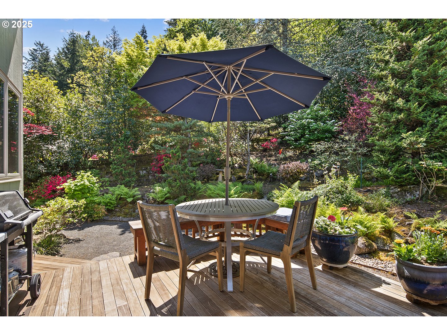 17514 Brookhurst Drive Lake Oswego, OR 97034 - Photo 35 of 37 a view of yard with patio