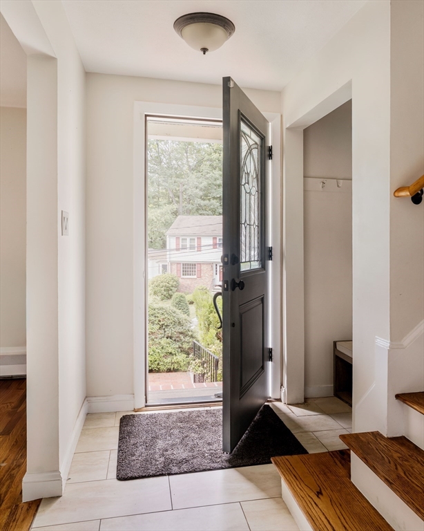119 Ridge Street Arlington, MA 02474 - Photo 8 of 40