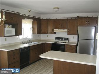 709 Canal Road Womelsdorf, PA 19567 - Photo 5 of 12 Gallery Image 5