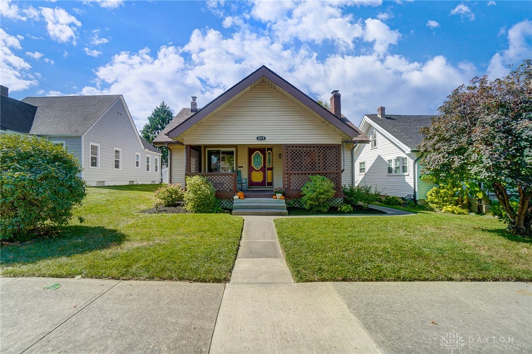 2215 Shroyer Road Oakwood, OH 45419 - Photo 2 of 44