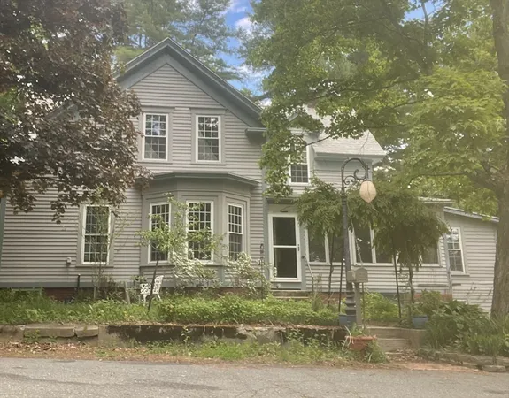 $275,000 | 23 East Howe Street, Orange, MA 01364