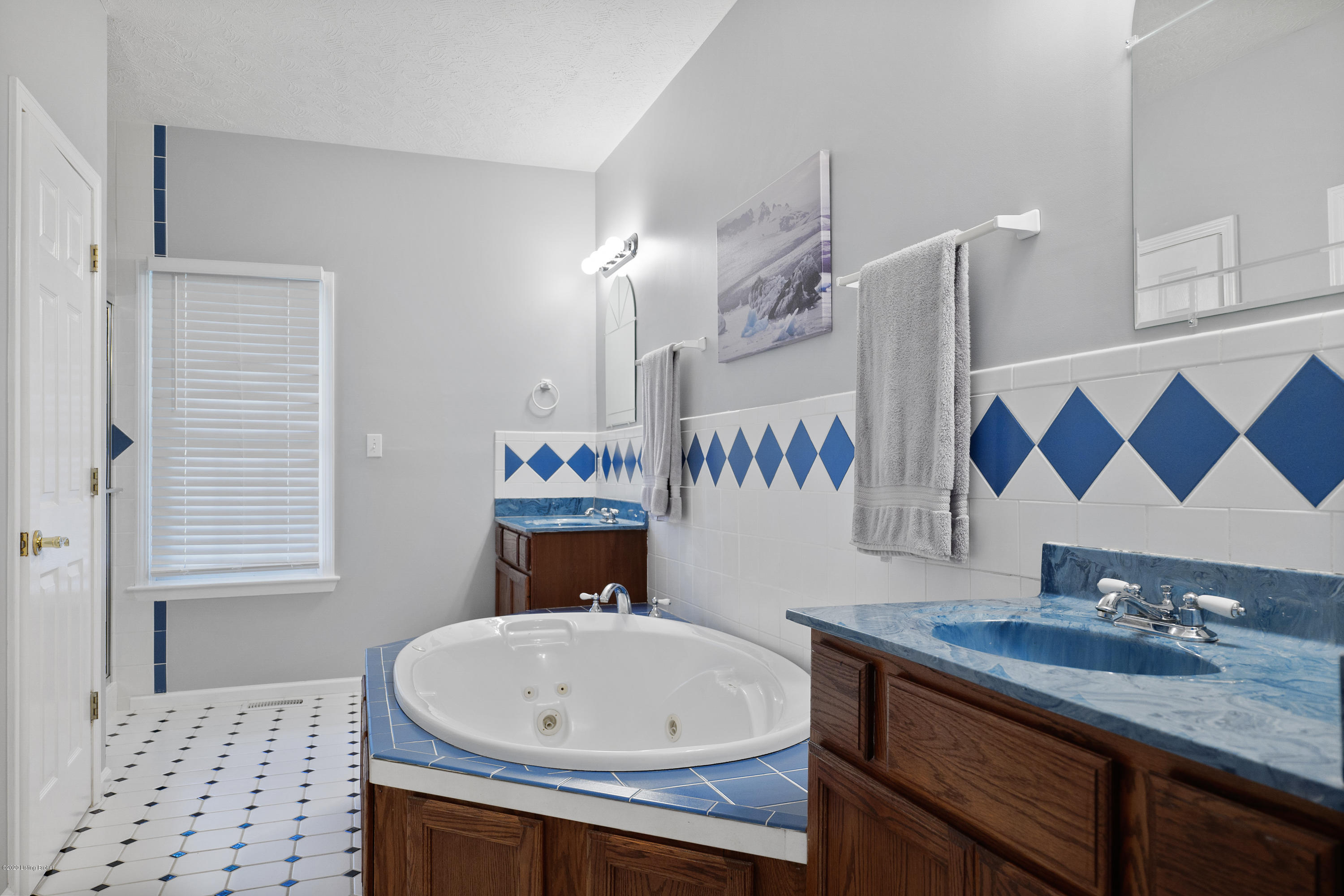 8201 Broad Run Road Louisville, KY 40291 - Photo 22 of 50 TF - LO - Broad Run (39 of 50)